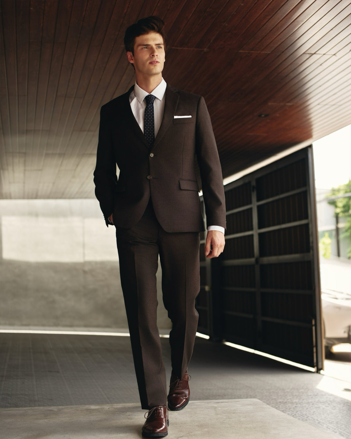 Single-Breasted Polywool Suit / Mahogany