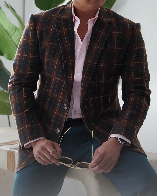 SUIT
