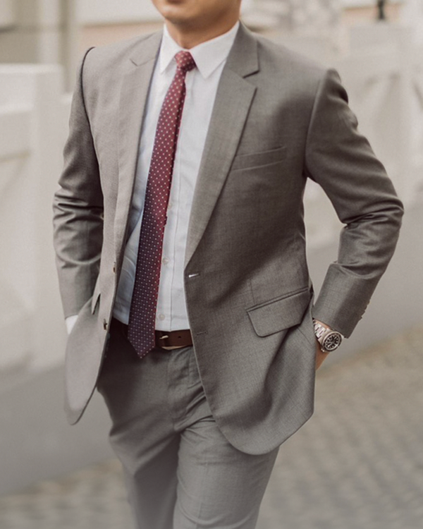 SUIT