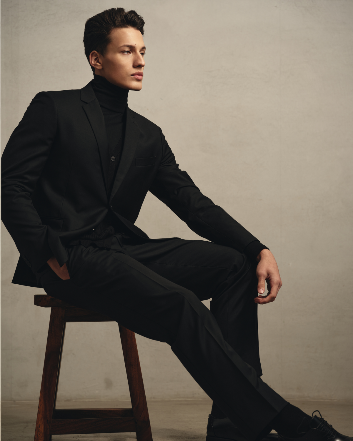 Single-Breasted Polywool Suit / Stone Grey
